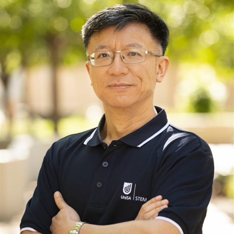 Associate Professor Ke Xing