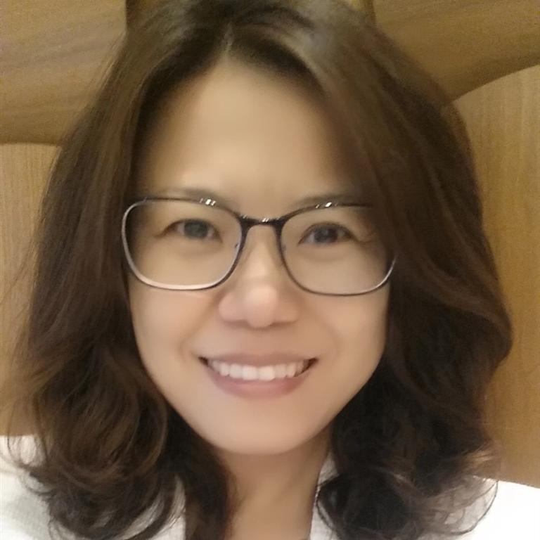 Dr Aise Kim