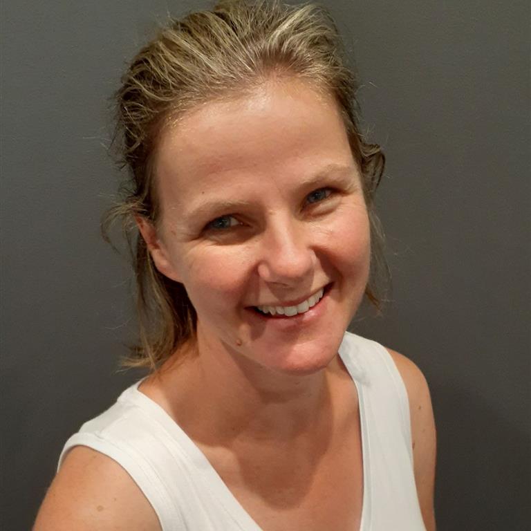 Dr Sarah Seekamp